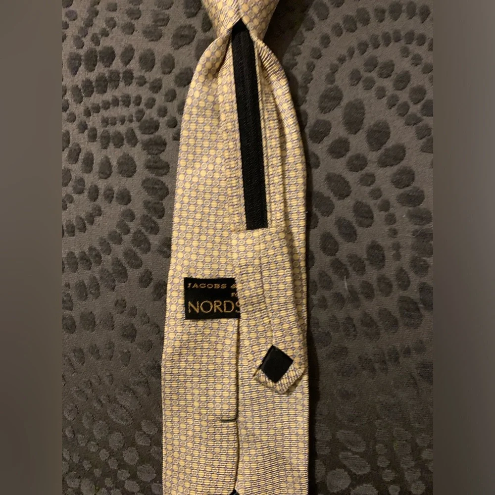 JACOBS & ROBERTS FOR NORDSTROM Zippered Pre-Tied Adjustable Tie, Kids/ Boys